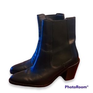 Zara Black Leather Heeled Chelsea Boots